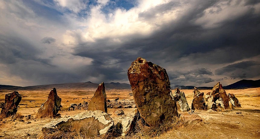 Զորաց Քարեր